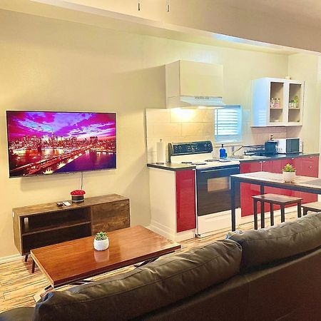 Delightful Location In Midtown! Appartement Houston Buitenkant foto